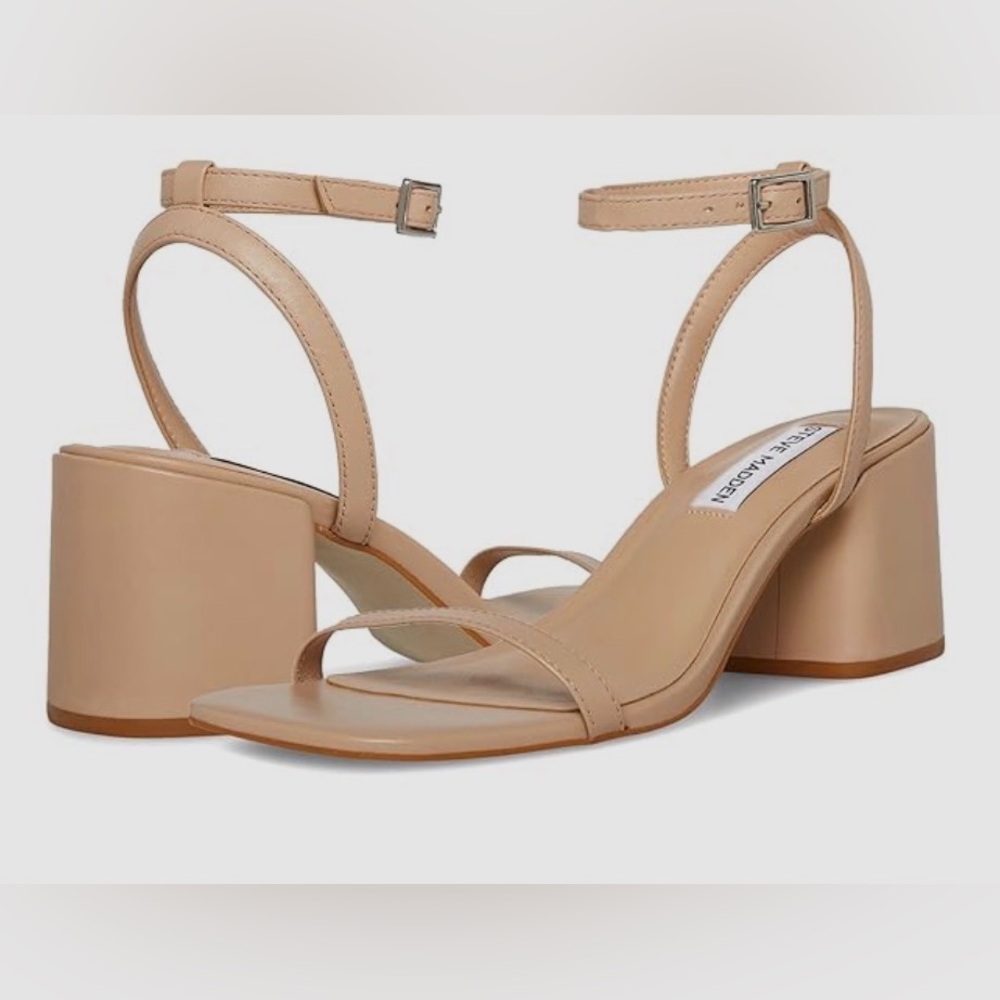 LIKE NEW Steve Madden Women's Nude Block Heel Sandals
